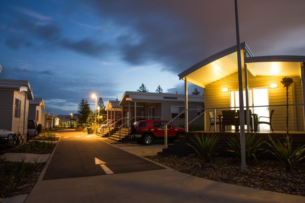 Отель Nrma Stockton Beach Holiday Park Номер фото