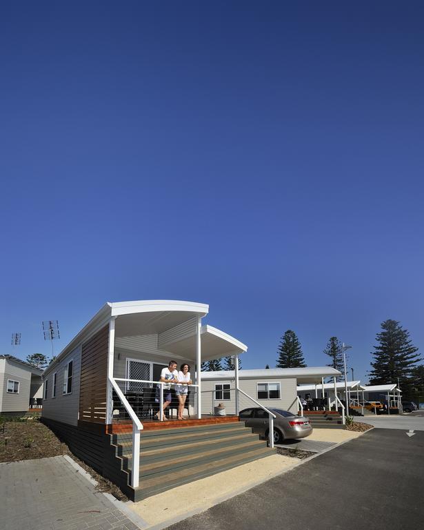 Отель Nrma Stockton Beach Holiday Park Экстерьер фото